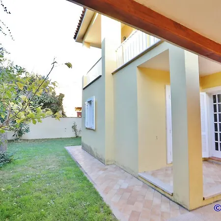 Seafront Villa, Only 20 Meters From The Sea. Villa *